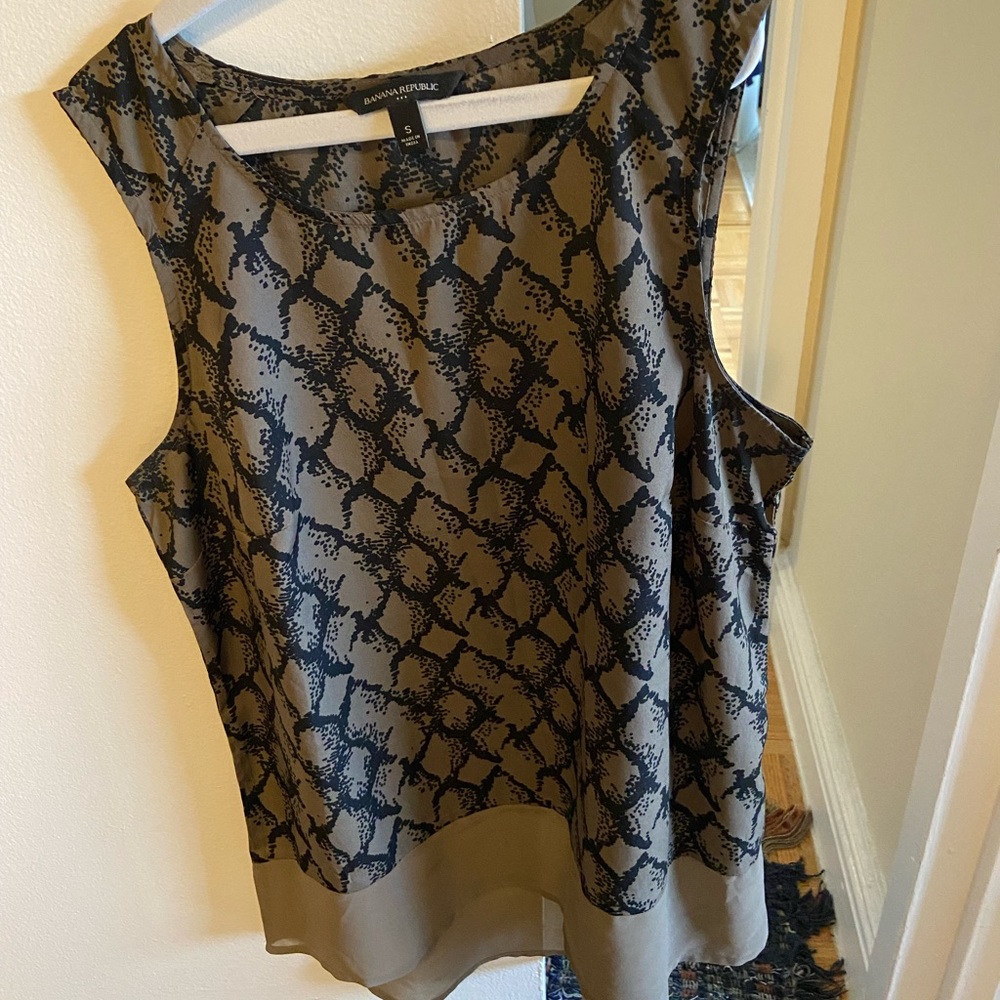 Banana republic tank top